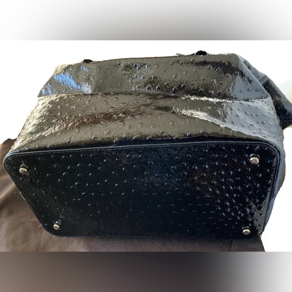 Black Ostrich embossed Patent leather kate spade satchel and envelope wristlet - Picture 6 of 8